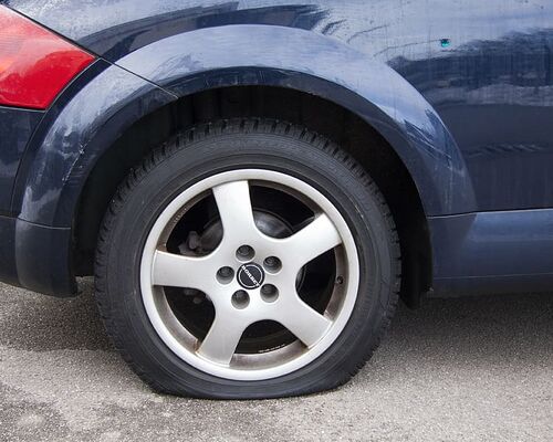 flatfoot-senselessly-mature-flat-tire-breakdown